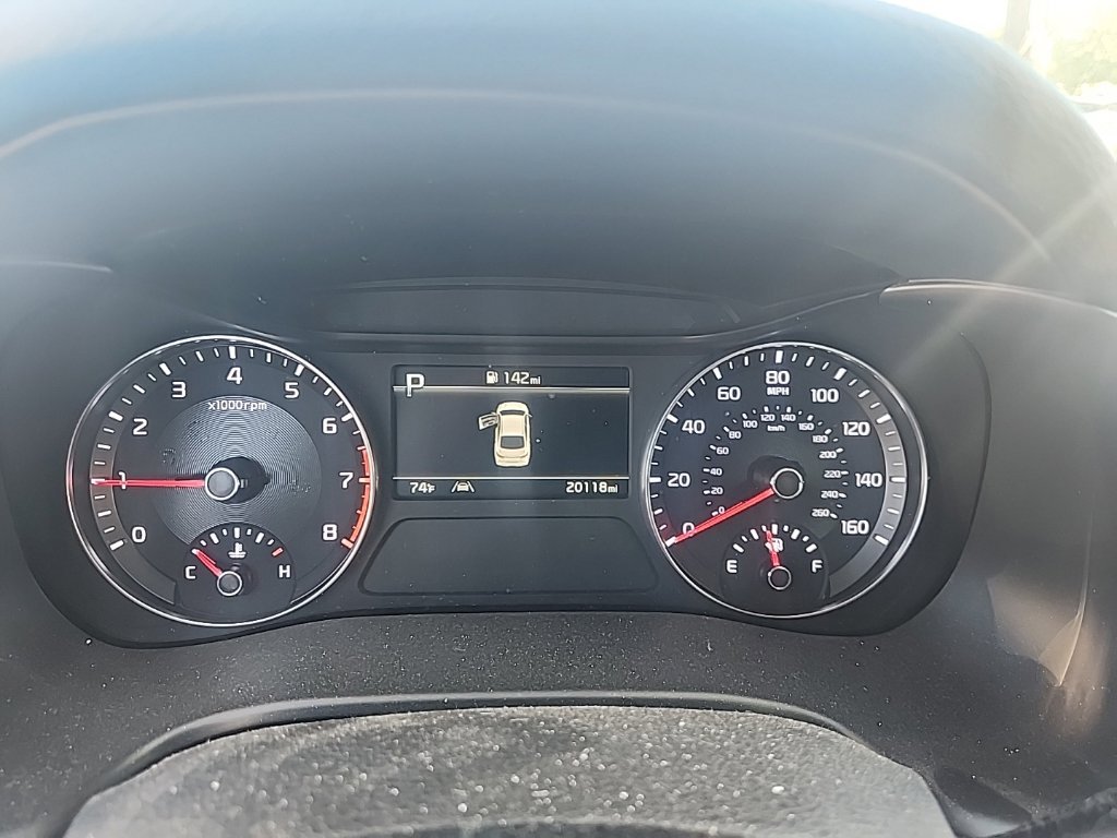 Used 2023 Black Kia LXS image 20