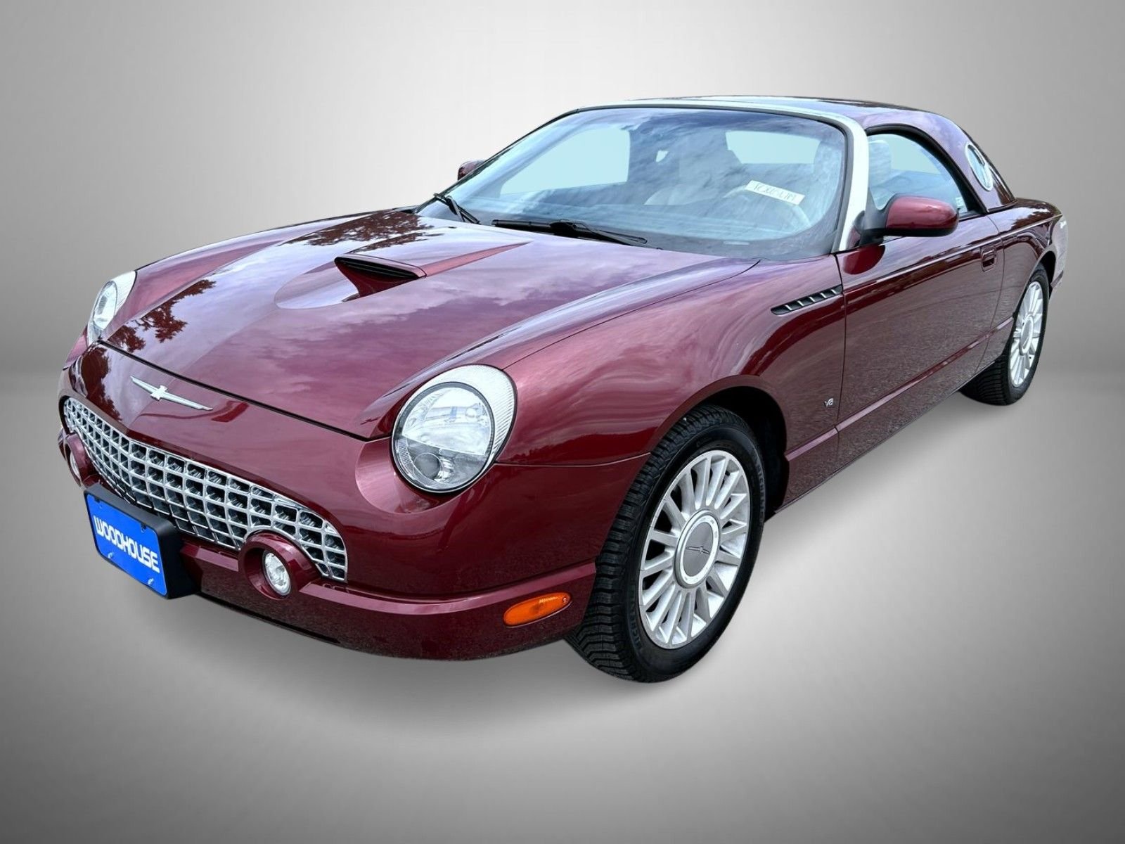 2004 Ford Thunderbird Deluxe's photo