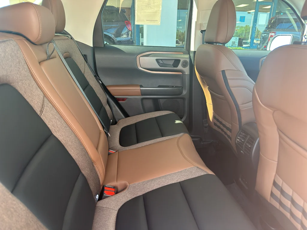 New 2026 Shadow Black Ford Outer Banks® image 31