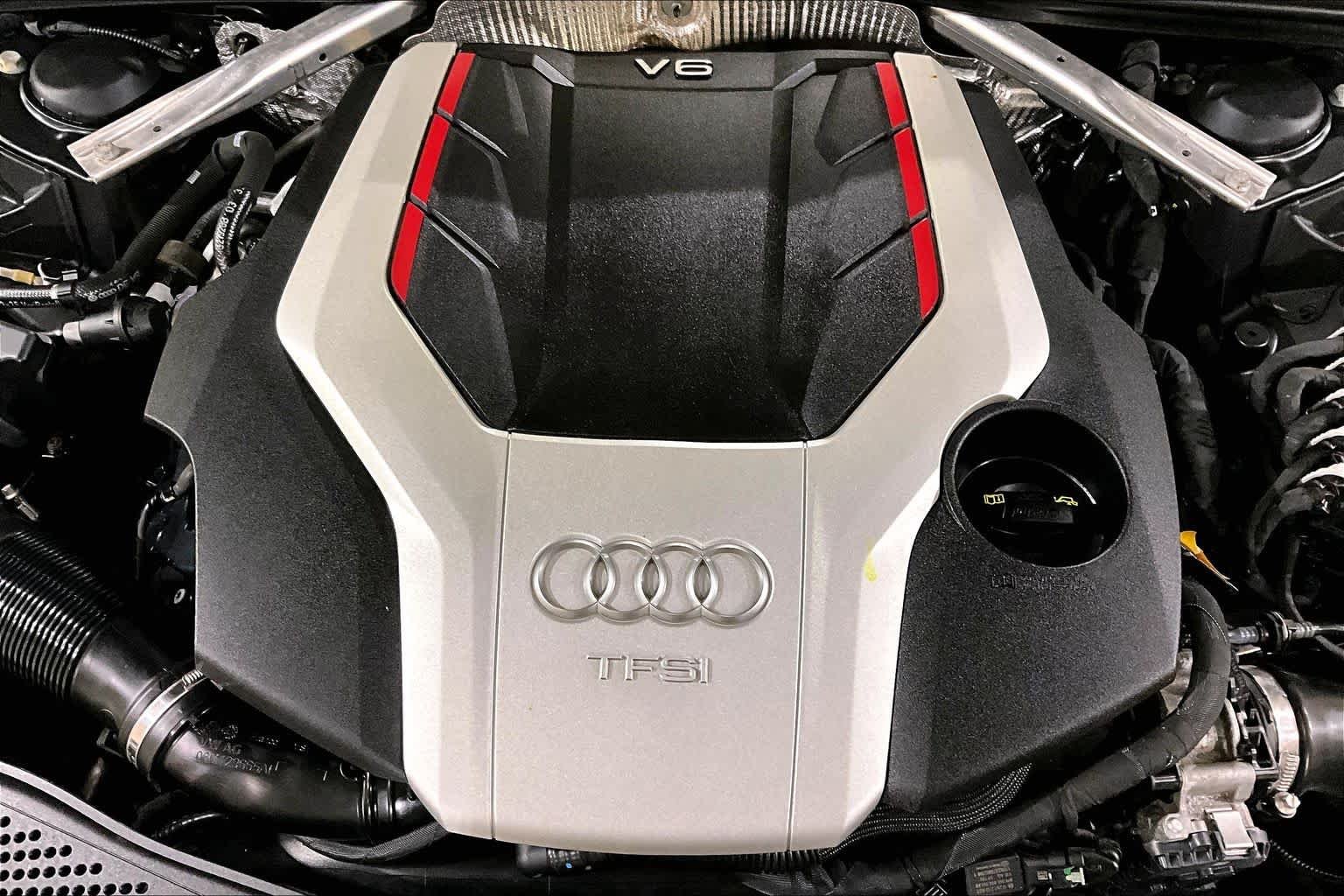 Used 2018 GRAY Audi Premium Plus image 30
