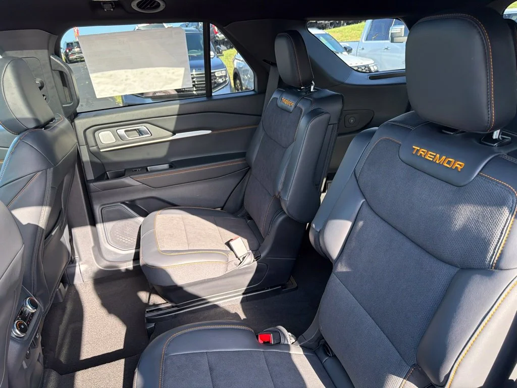 New 2026 Gray Ford Tremor image 25