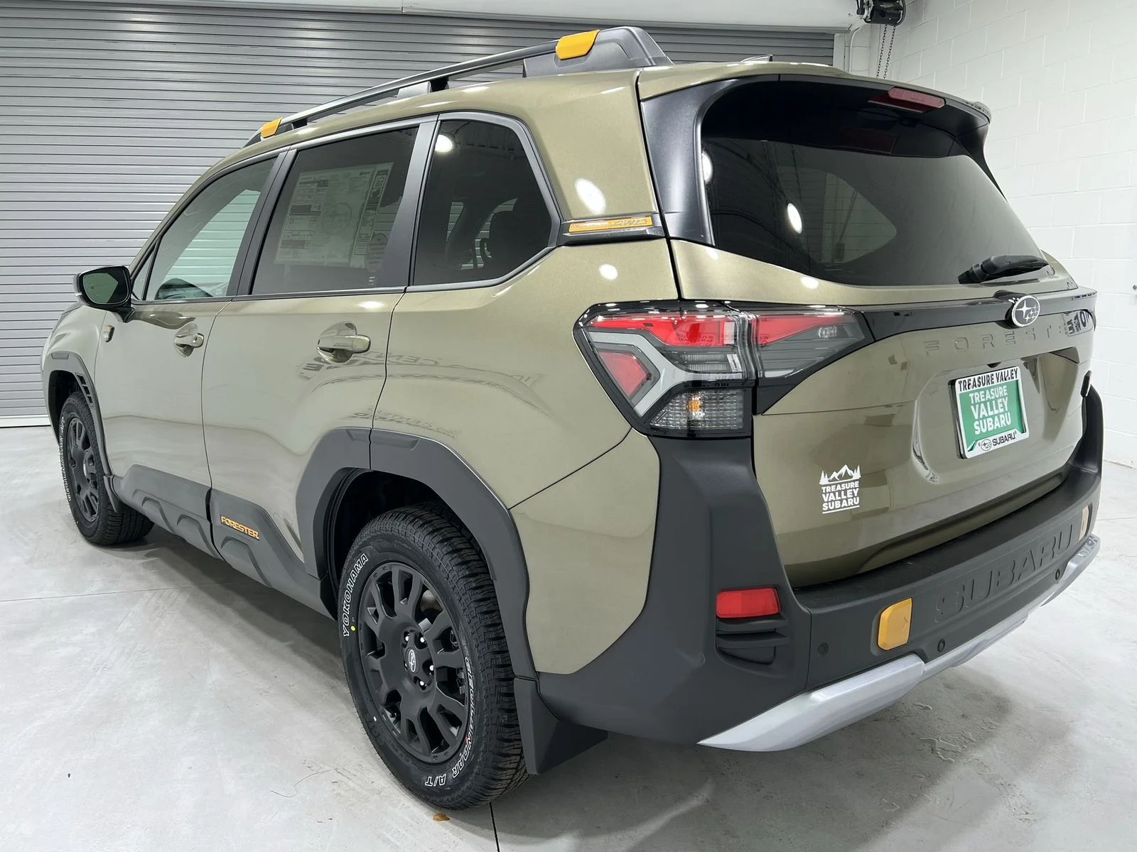 New 2026 AUTUMN GREEN METALLIC Subaru Wilderness image 6