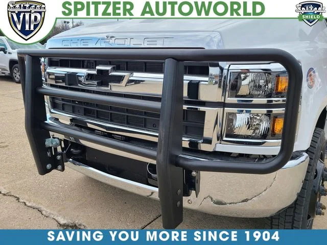 Used 2023 White Chevrolet 1WT image 32