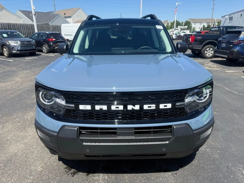 New 2026 Azure Gray Metallic Tri-Coat Ford Outer Banks® image 8