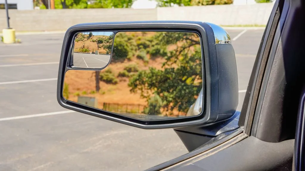2026 GMC Sierra 1500 SLE - Photo 16