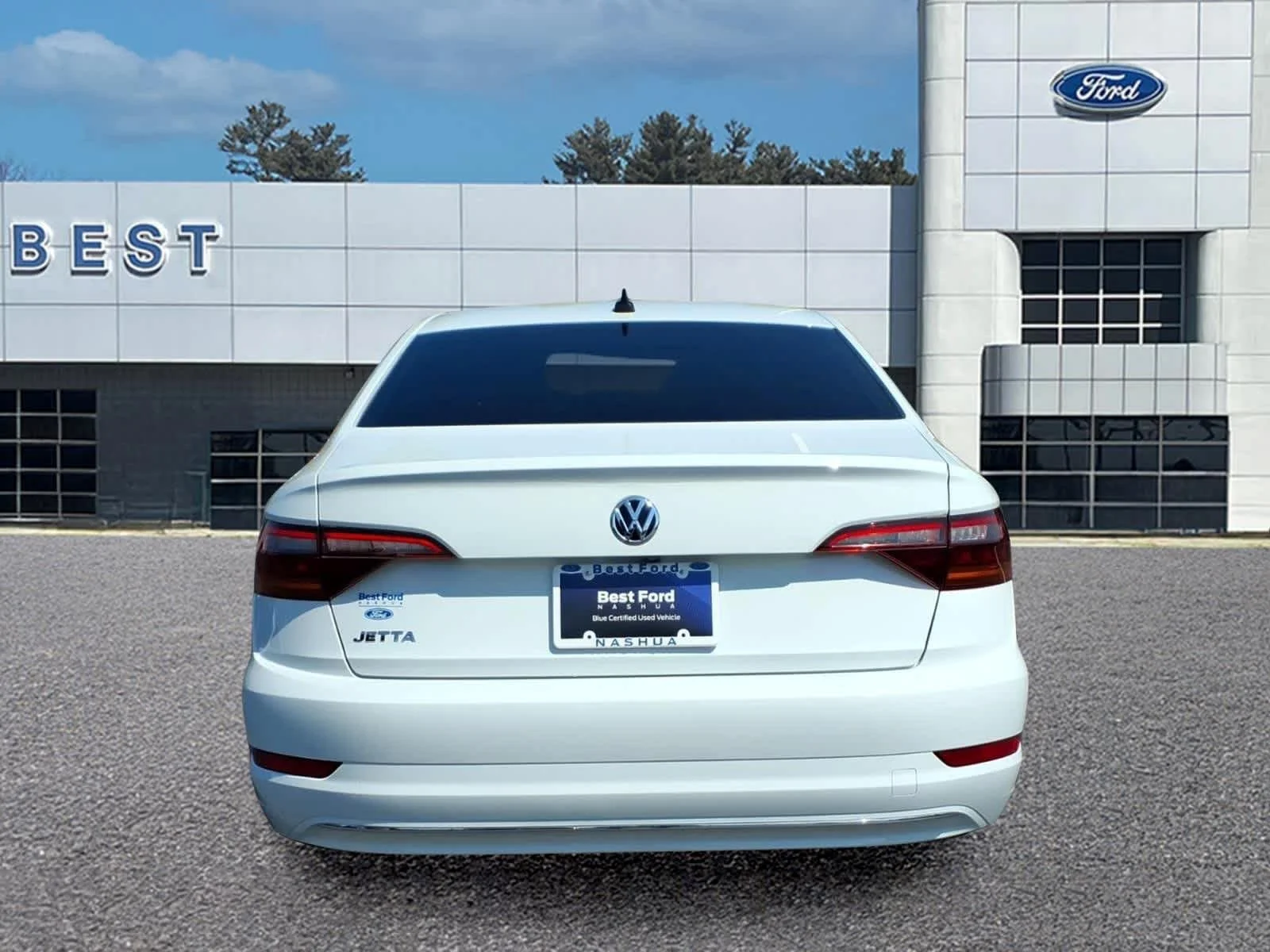 Used 2019 Pure White Volkswagen SEL image 5