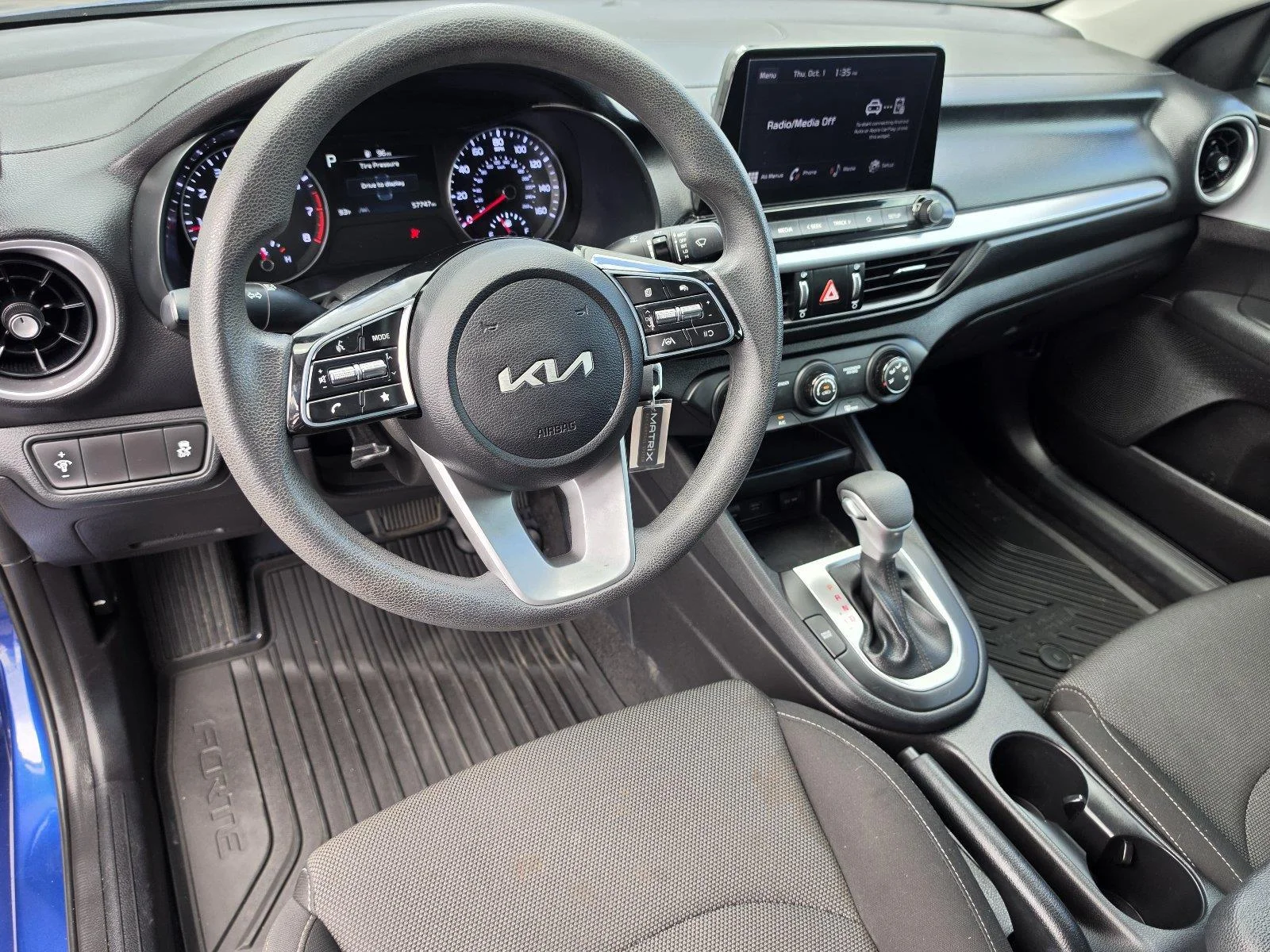 Used 2023 Deep Sea Blue Kia LXS image 19