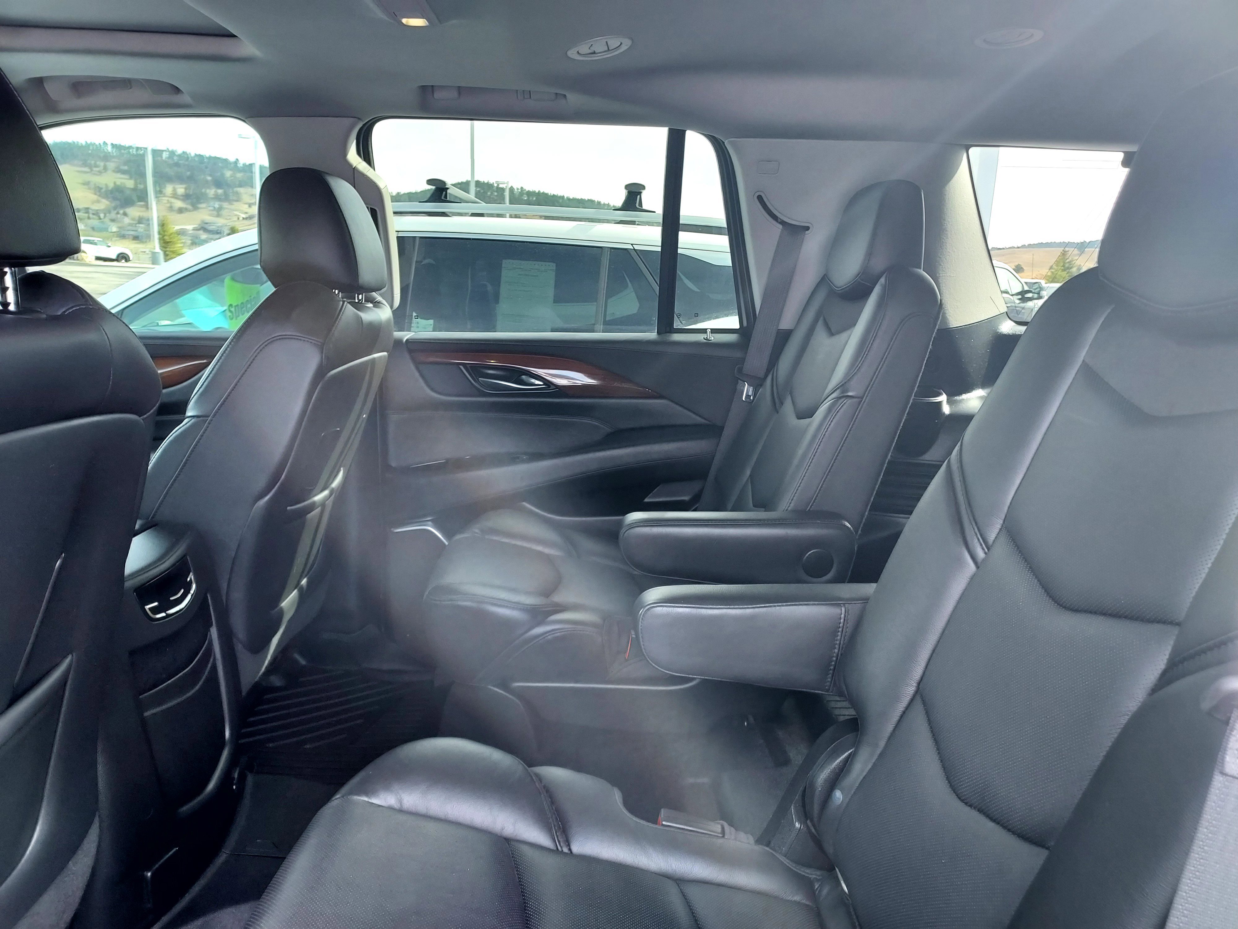 Used 2020 Crystal White Tricoat Cadillac Luxury image 15