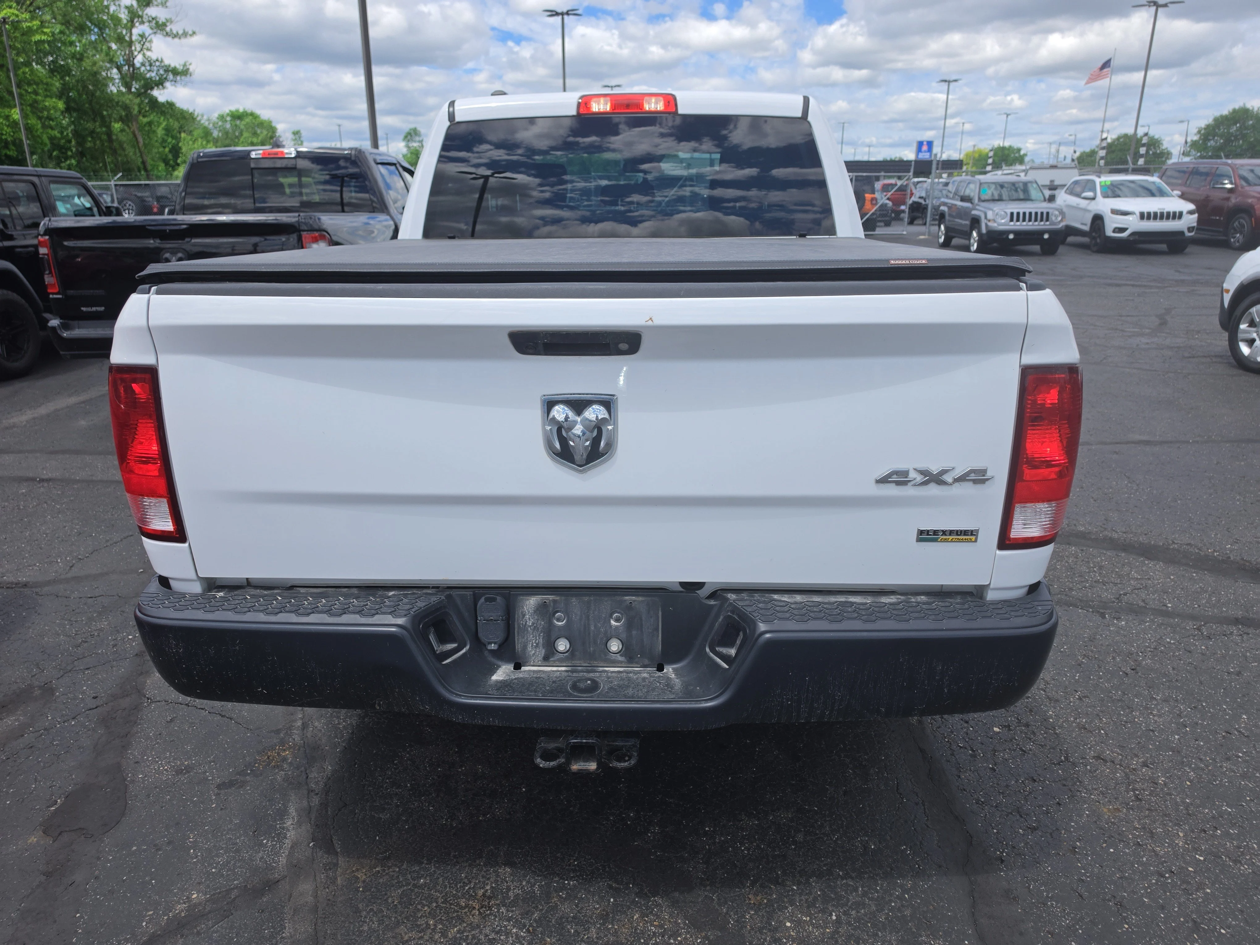 Used 2018 Bright White Clearcoat Ram Tradesman image 4
