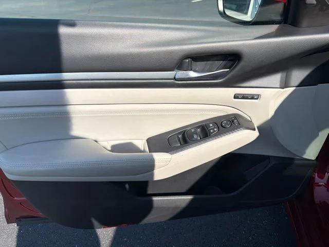Used 2019 Red Nissan 2.0 Edition ONE image 24