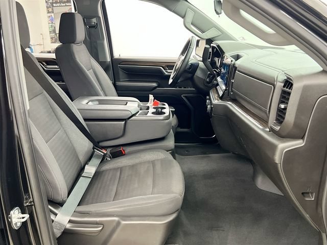 2023 Chevrolet Silverado 1500 RST - Photo 15