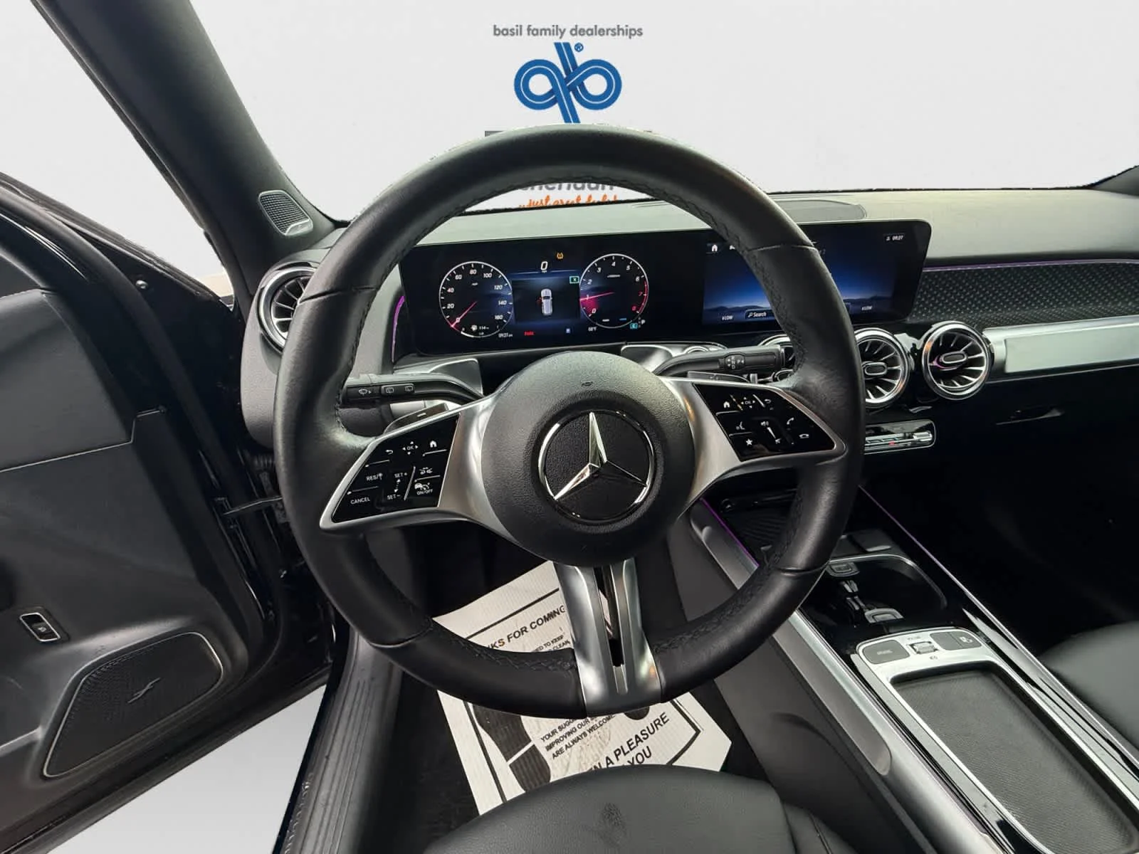 Used 2024 Night Black Mercedes-Benz GLB 250 image 15
