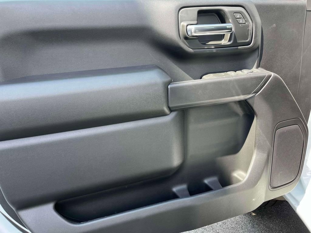 2025 GMC Sierra 3500HD Pro - Photo 17