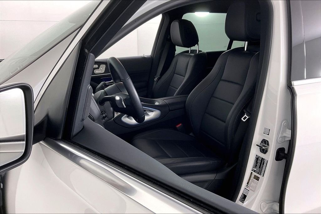 2026 Mercedes-Benz GLS Base - Photo 17