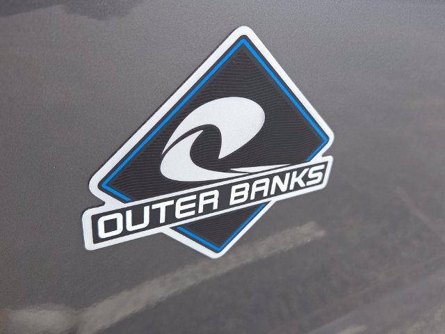 New 2026 Carbonized Gray Metallic Ford Outer Banks image 11