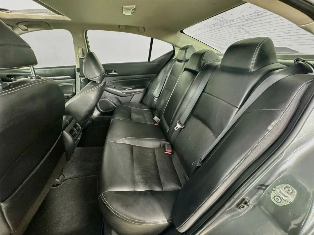 Used 2019 Gray Nissan 2.5 Platinum image 36