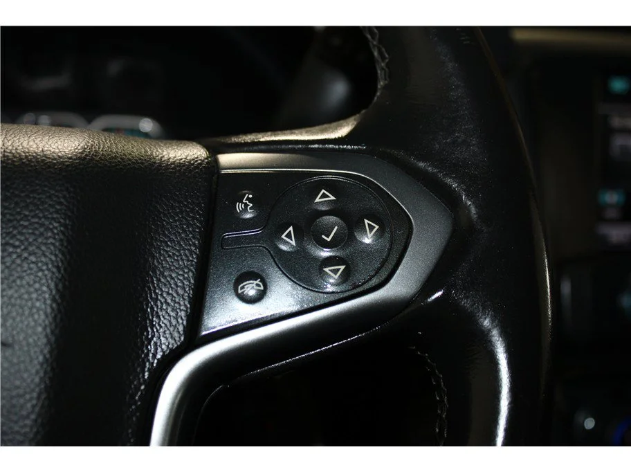 Used 2017 Pepperdust Metallic Chevrolet LT image 24