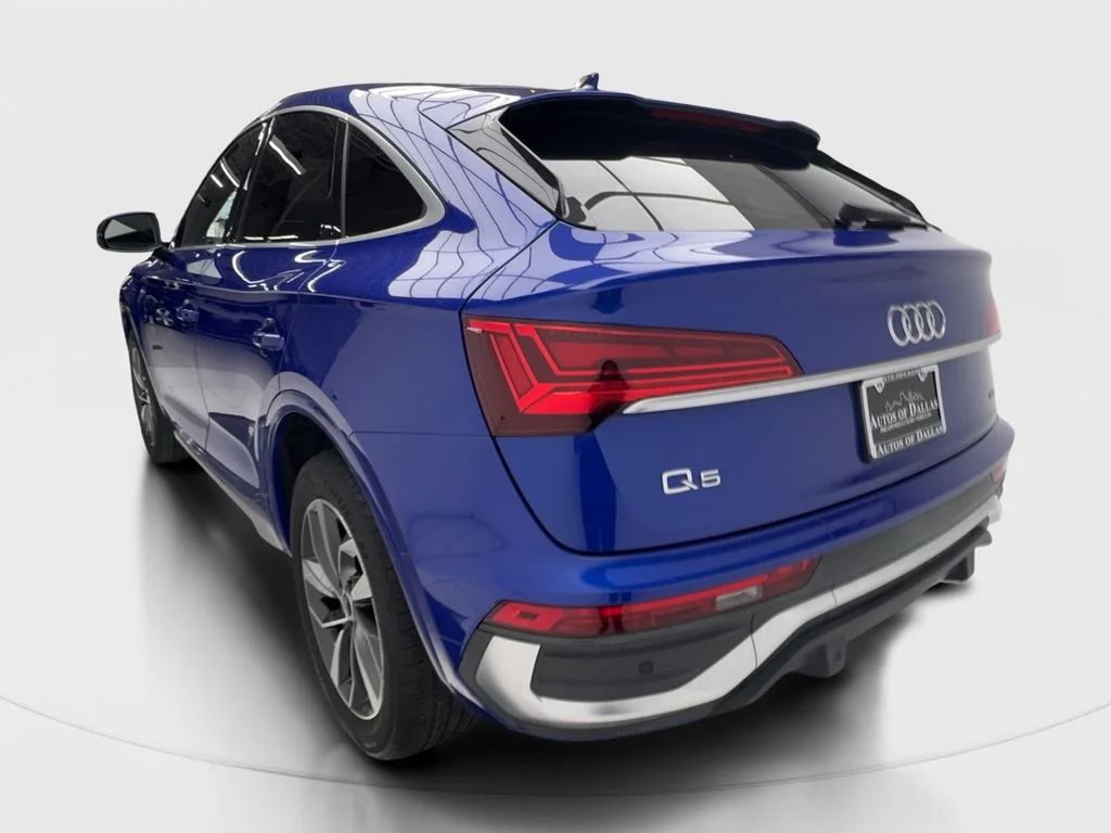 Used 2022 Blue Audi  image 10