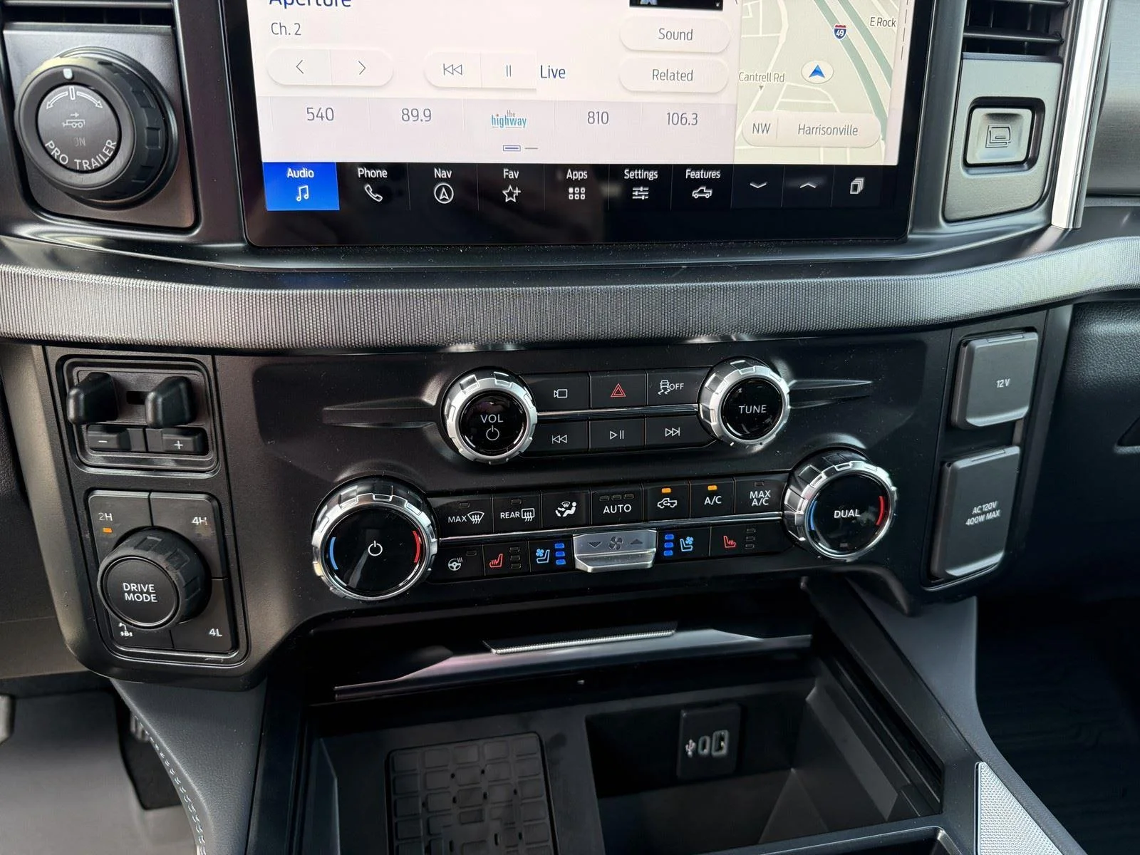 New 2026 Star White Metallic Tri-Coat Ford F-250® Platinum® image 24