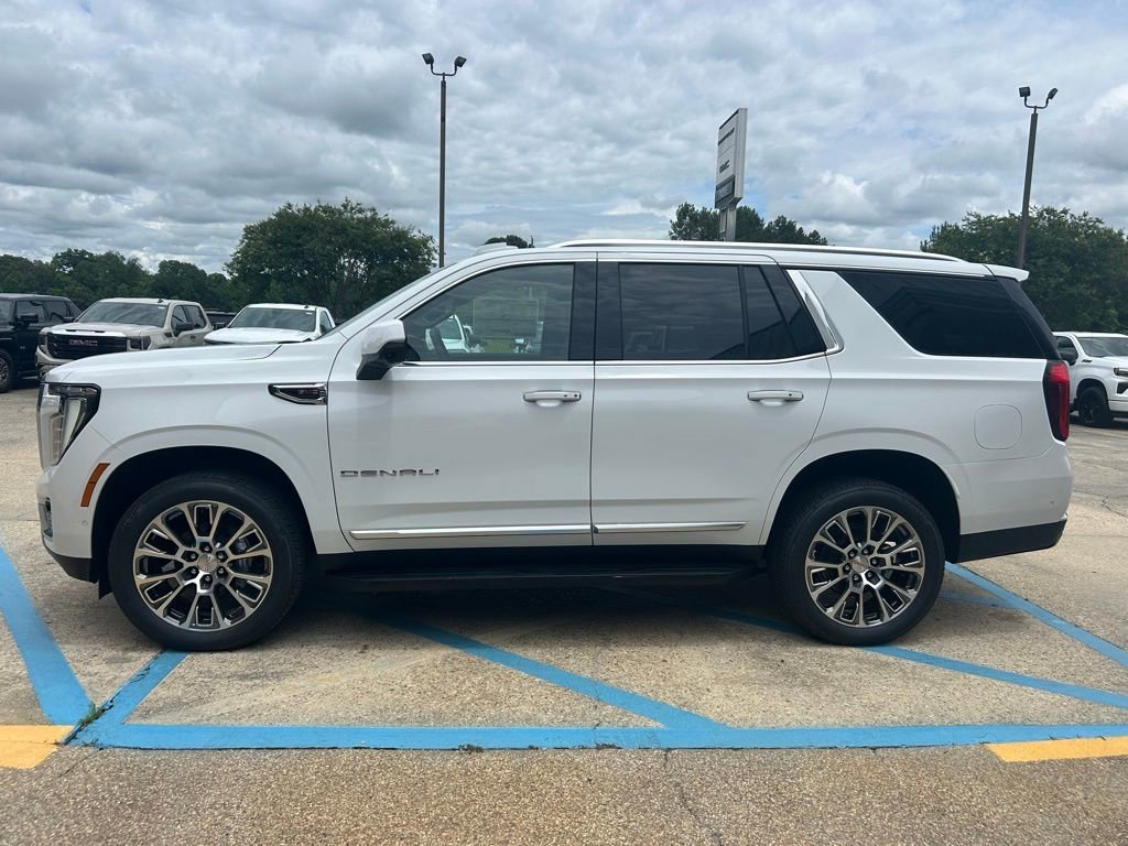 2026 GMC Yukon Denali - Photo 8