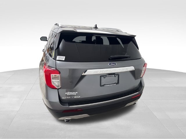 Used 2024 Gray Ford Limited image 4