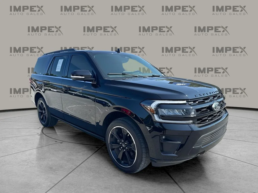Used 2022 Black Ford Limited image 7