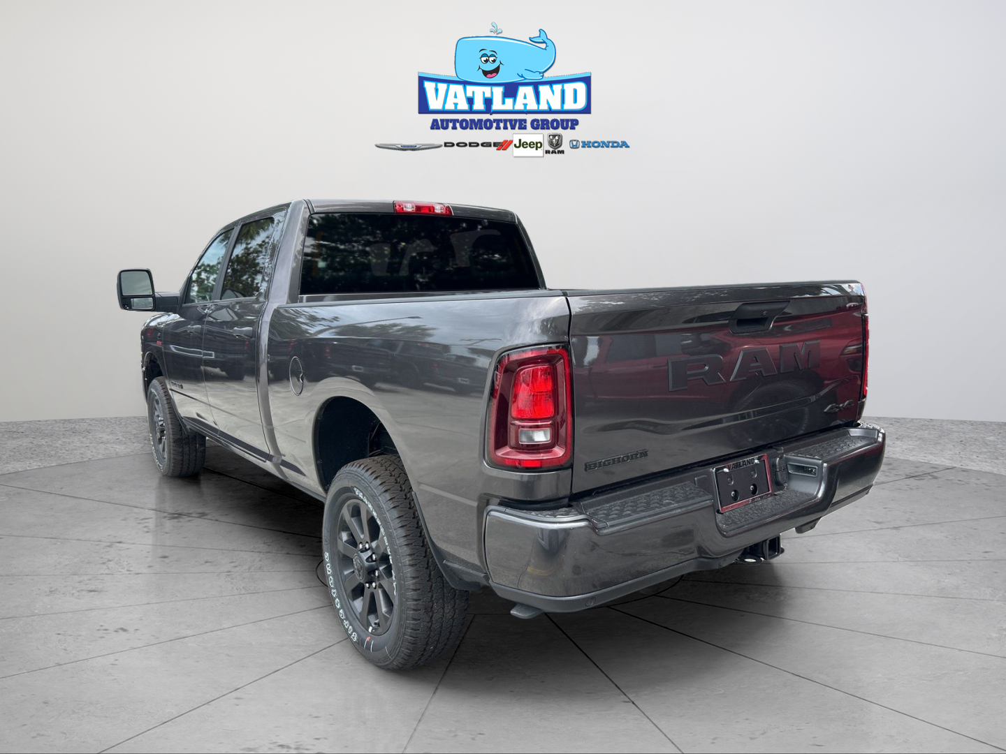 New 2026 Granite Crystal Metallic Clear-Coat Exterior Paint RAM Big Horn image 3