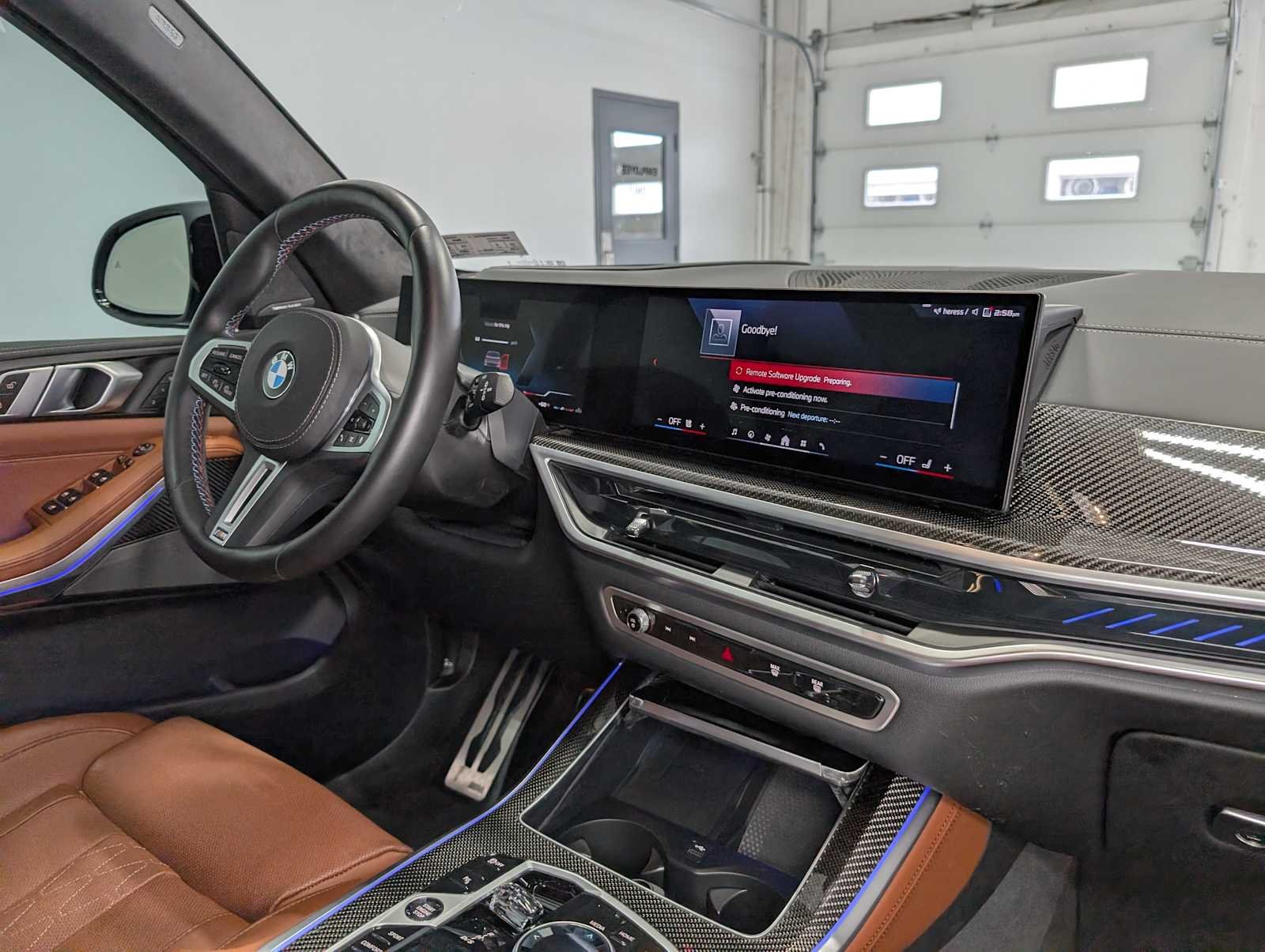 Used 2025 Skyscraper Grey Metallic BMW M60i image 46