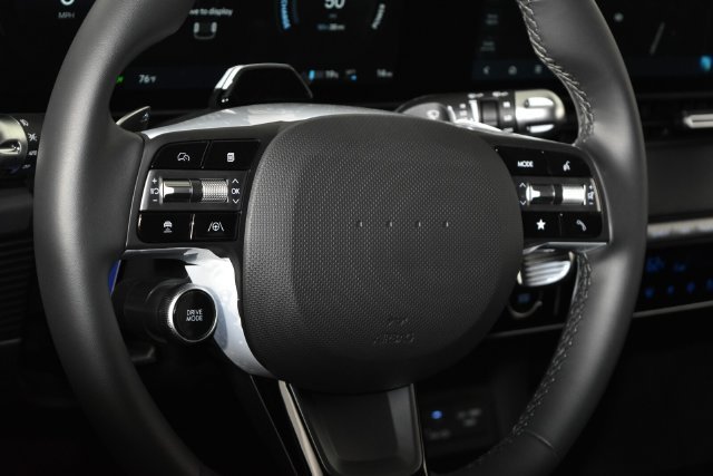 New 2026 Black Hyundai SE image 11