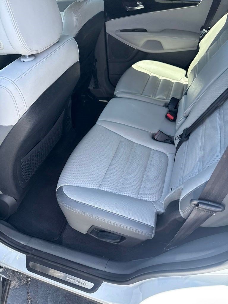 Used 2016 Snow White Pearl Kia SX image 3