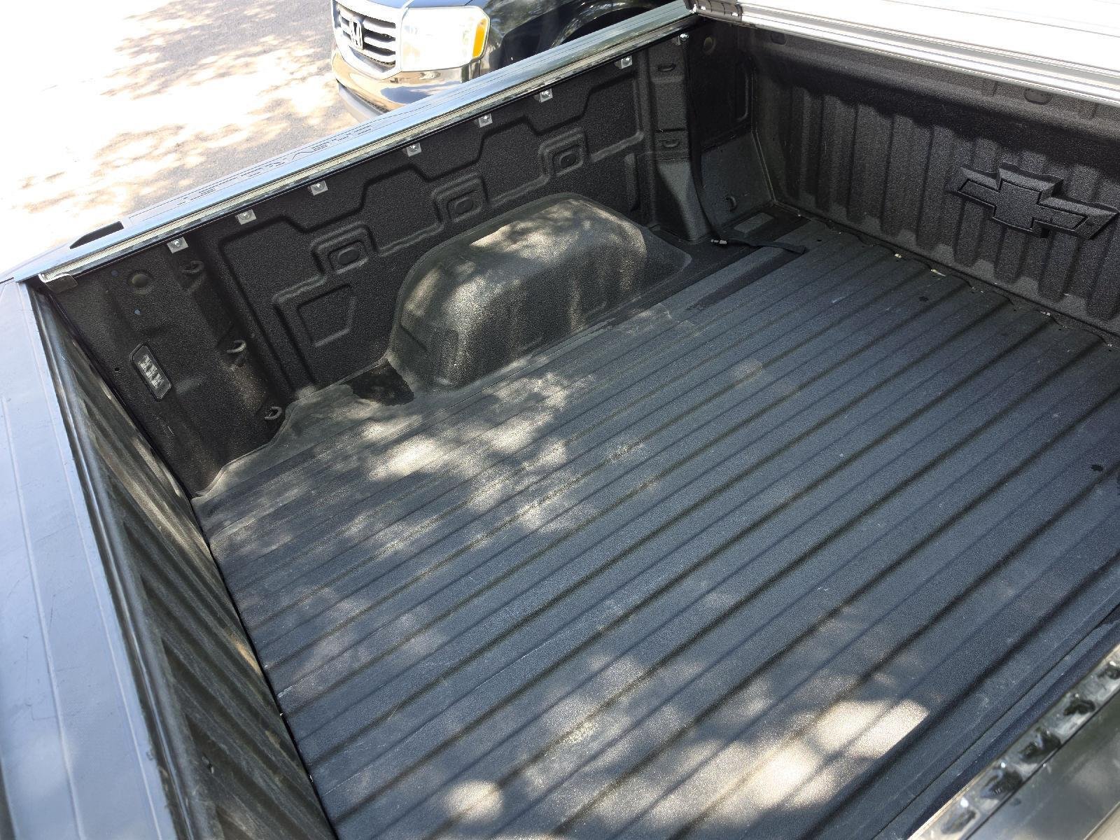 Used 2023 Northsky Blue Metallic Chevrolet RST image 23