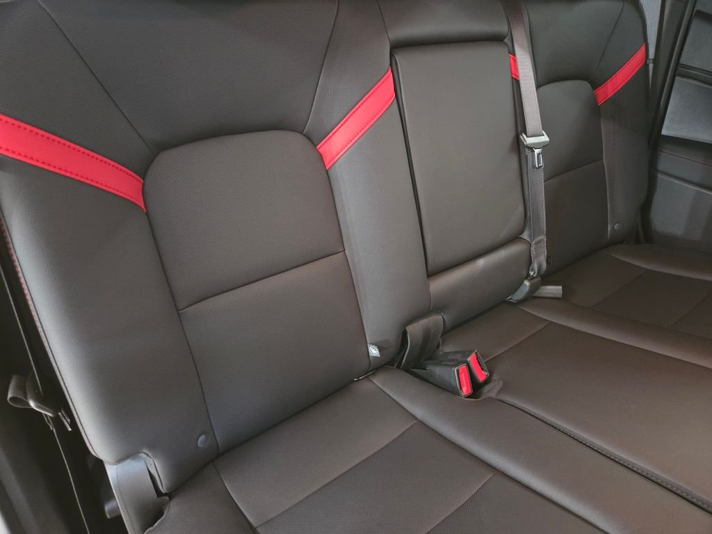 Used 2023 Black Chevrolet Z71 image 19