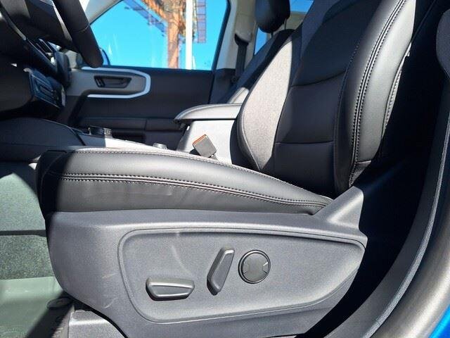 New 2025 Velocity Blue Metallic Ford Big Bend® image 10