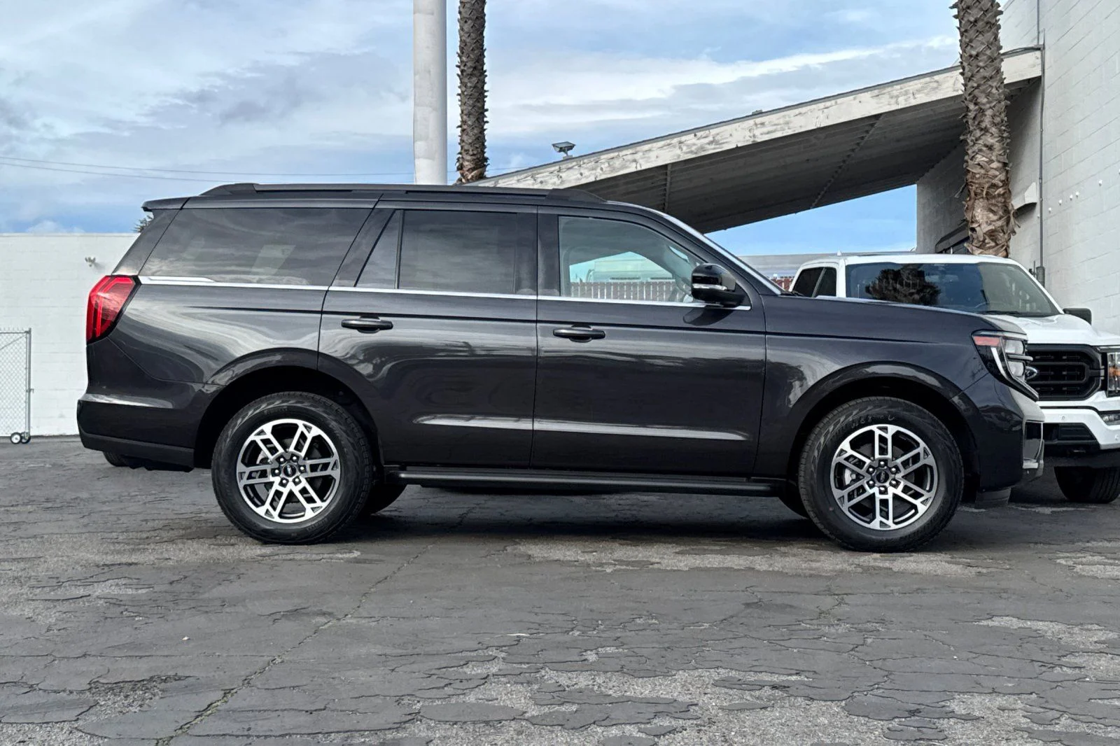 New 2026 Dark Matter Gray Metallic Ford Active image 2
