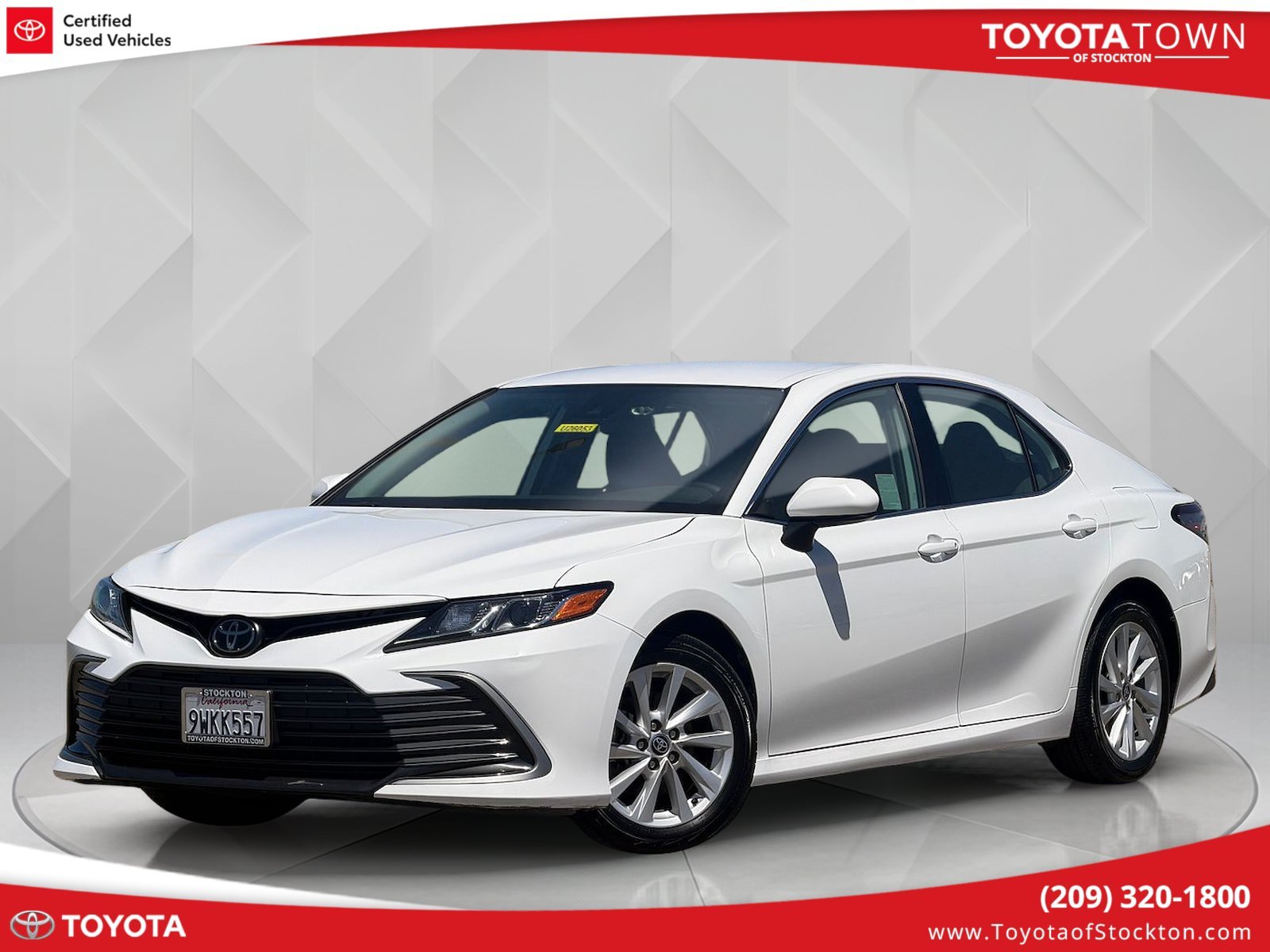 Used 2024 Ice Cap Toyota LE image 1
