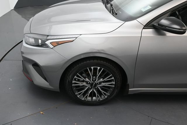 Used 2023 Gray Kia GT-Line image 9