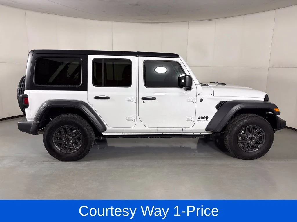 Used 2024 White Jeep Sport S image 12