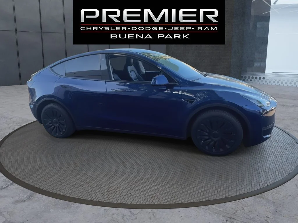 Used 2021 Blue Tesla Long Range image 9
