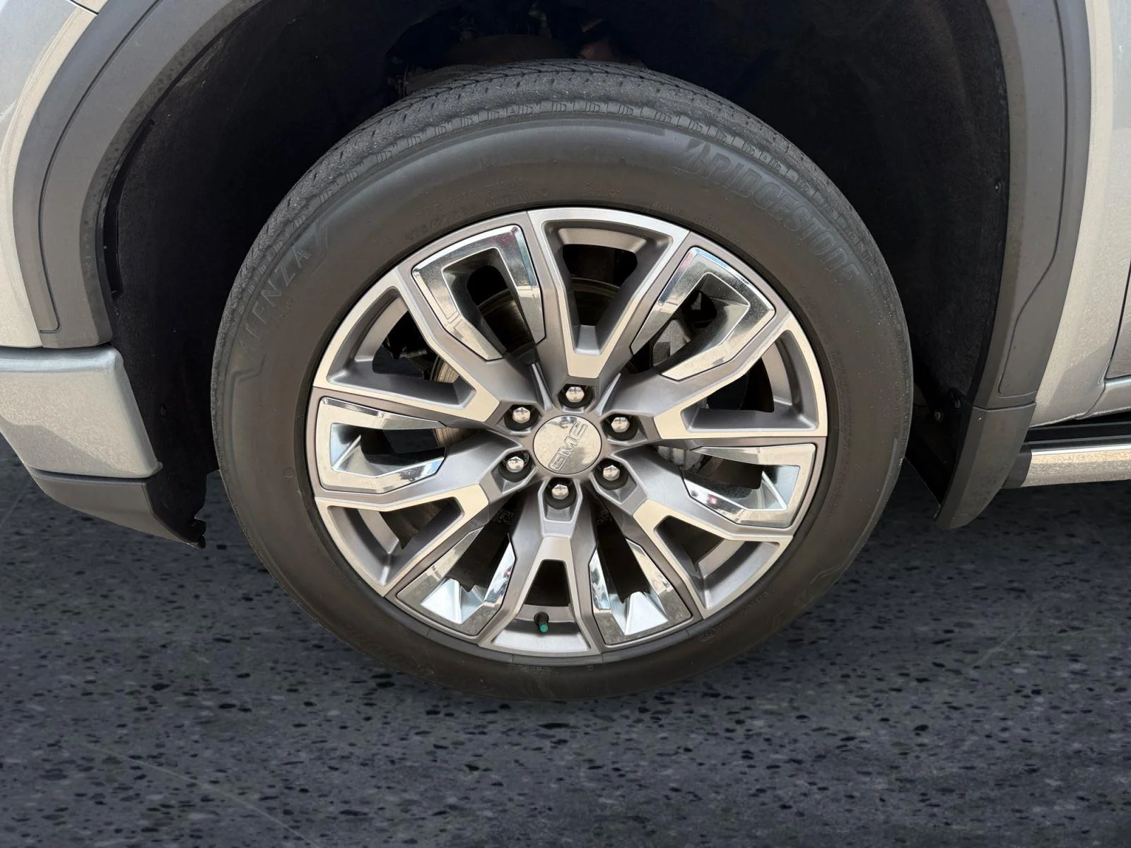 Used 2023 Sterling Metallic GMC Denali image 9