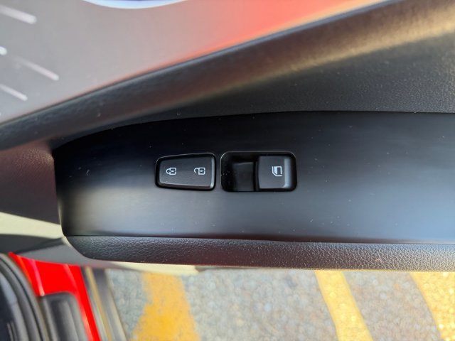 Used 2022 Red Kia LX image 30