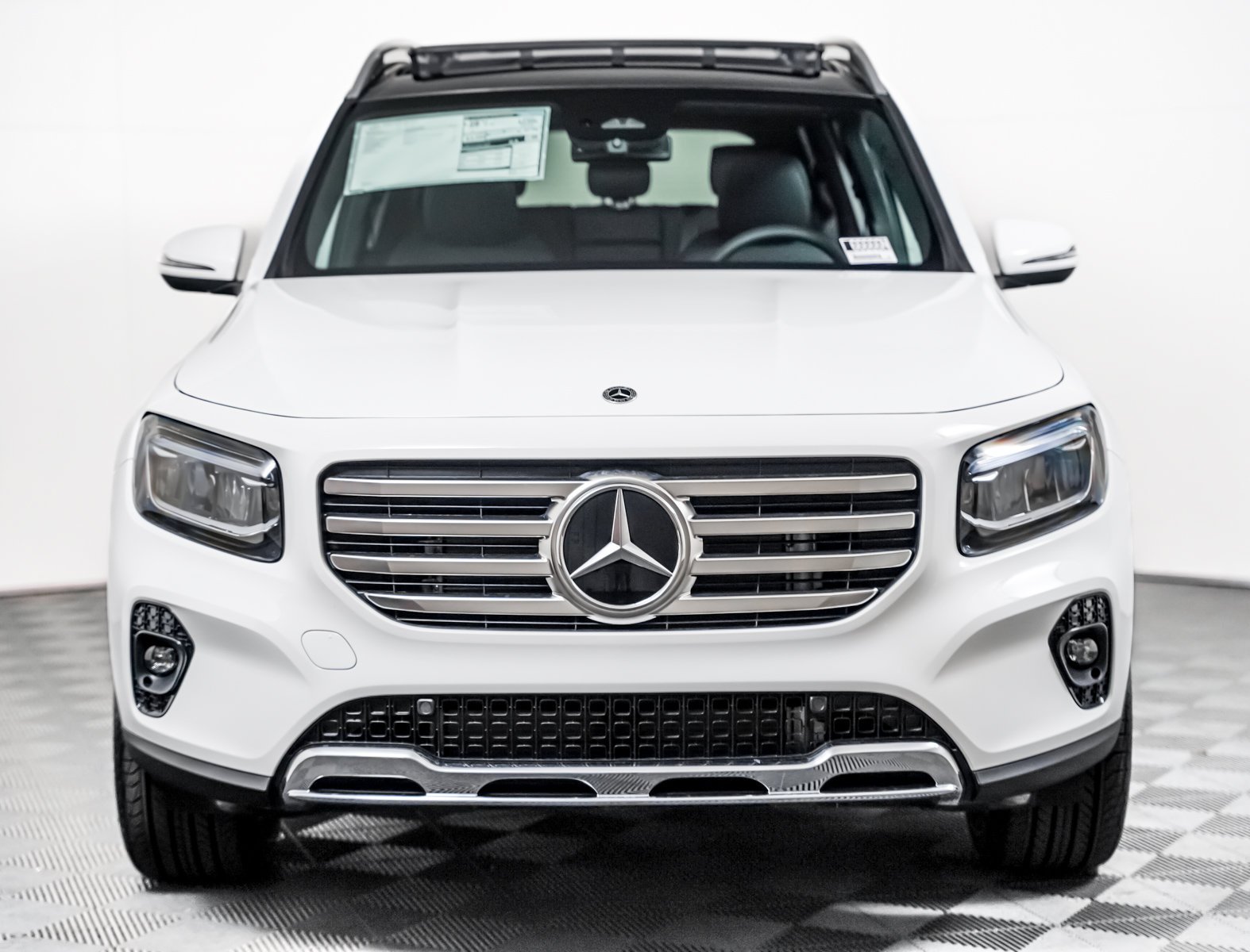 New 2026 Polar White Mercedes-Benz GLB 250 image 6