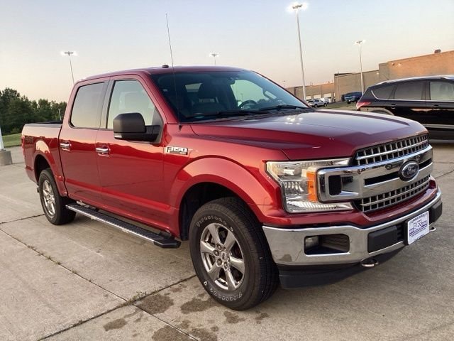 Used 2018 Ruby Red Metallic Ford XLT image 11