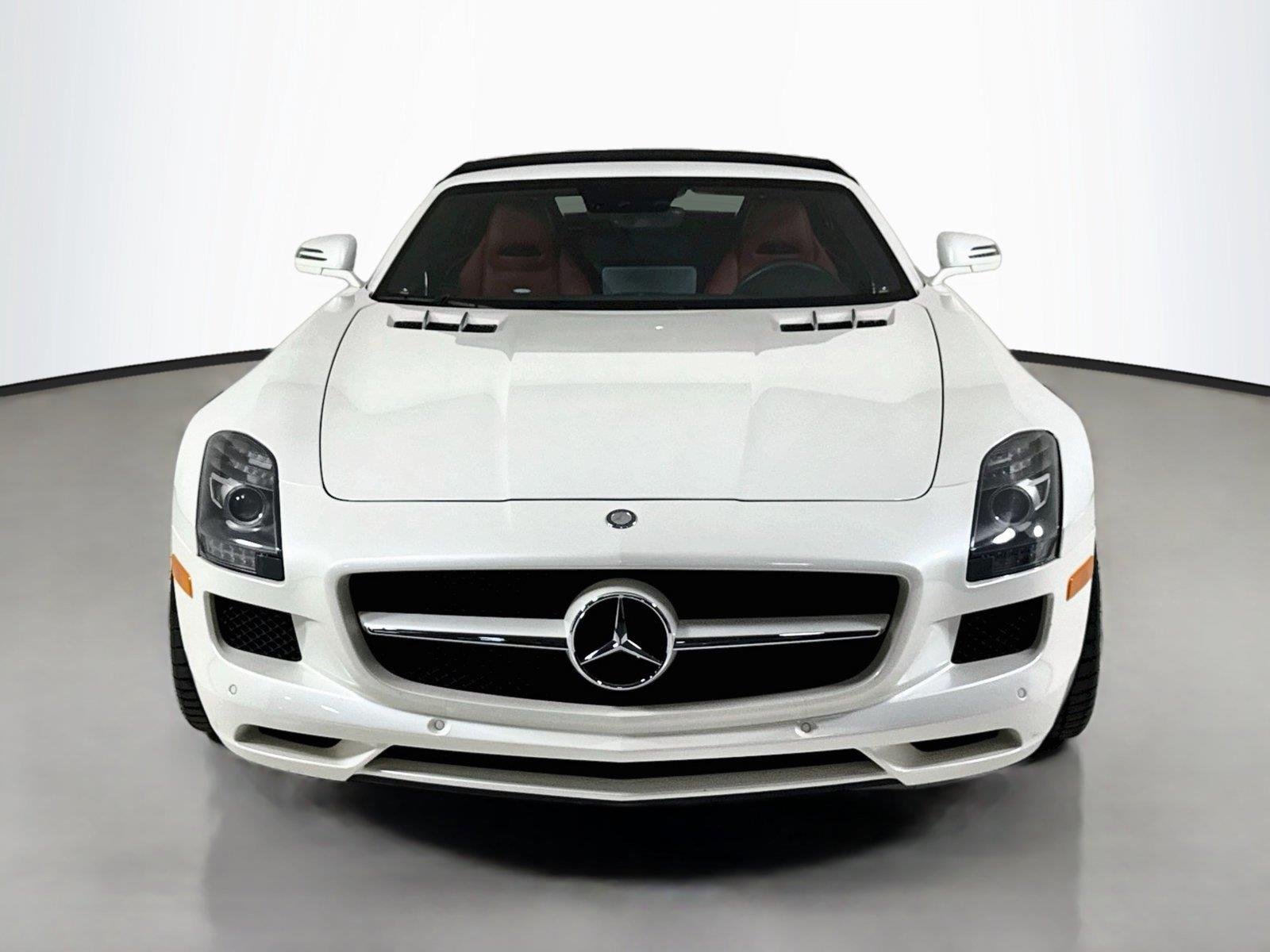 Used 2012 designo Mystic White II Mercedes-Benz SLS AMG® image 54