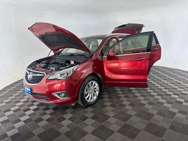 Used 2019 Red Buick Essence image 12