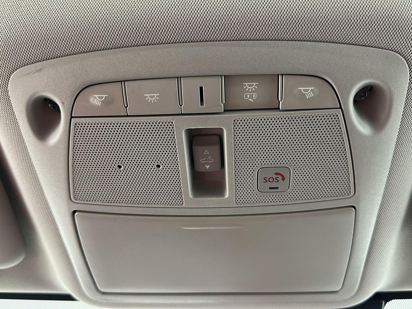 Used 2022 Gun Metallic Nissan SL image 37