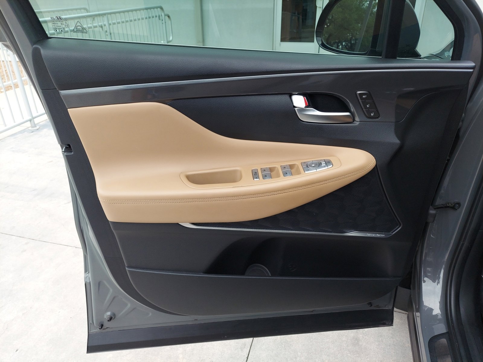 Used 2023 Hampton Gray Hyundai Calligraphy image 28