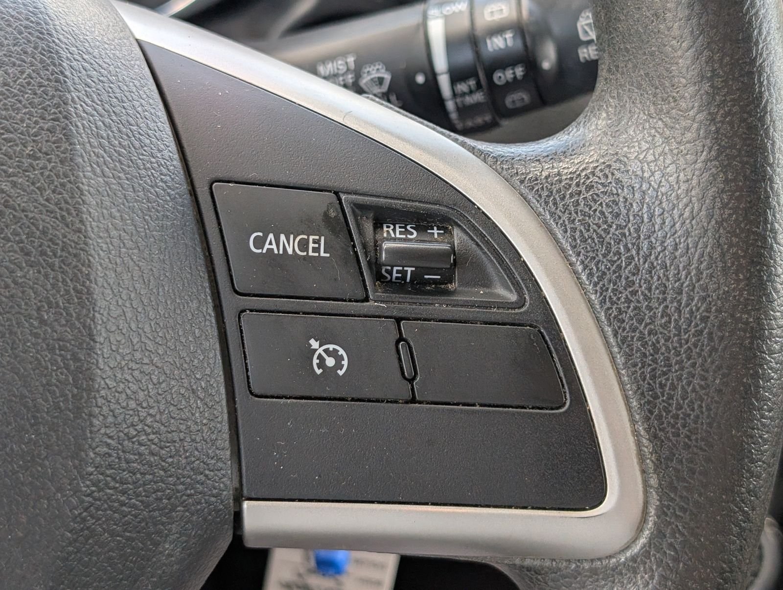 Used 2019 Rally Red Metallic Mitsubishi 2.0 ES image 22