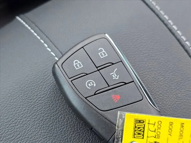 New 2026 Summit White Chevrolet LT image 28