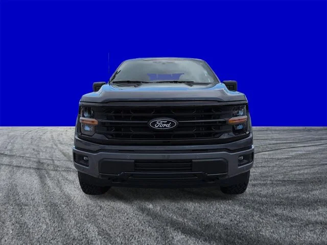 New 2026 Carbonized Gray Metallic Ford XLT image 9