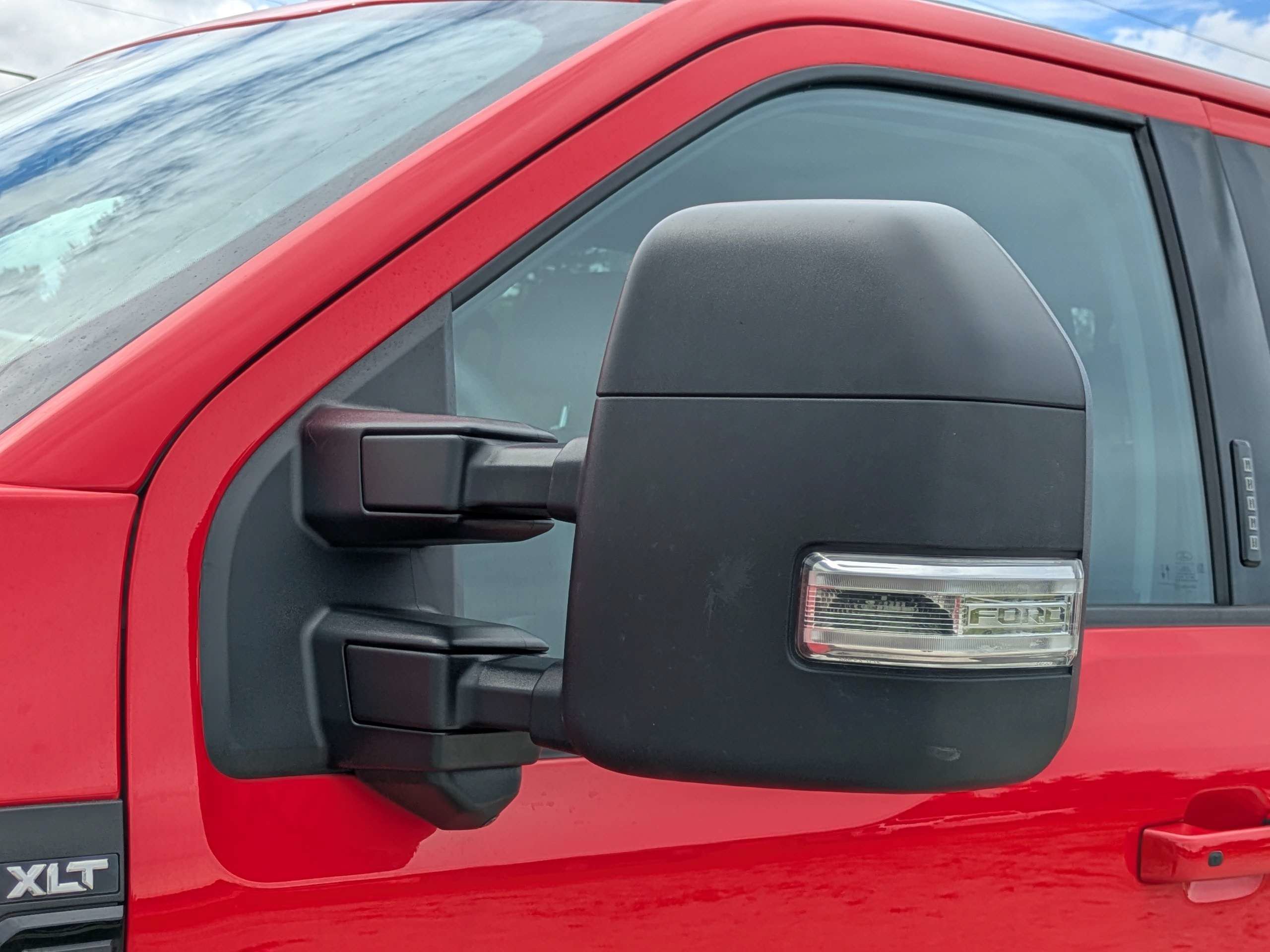 Used 2023  Ford XLT image 12
